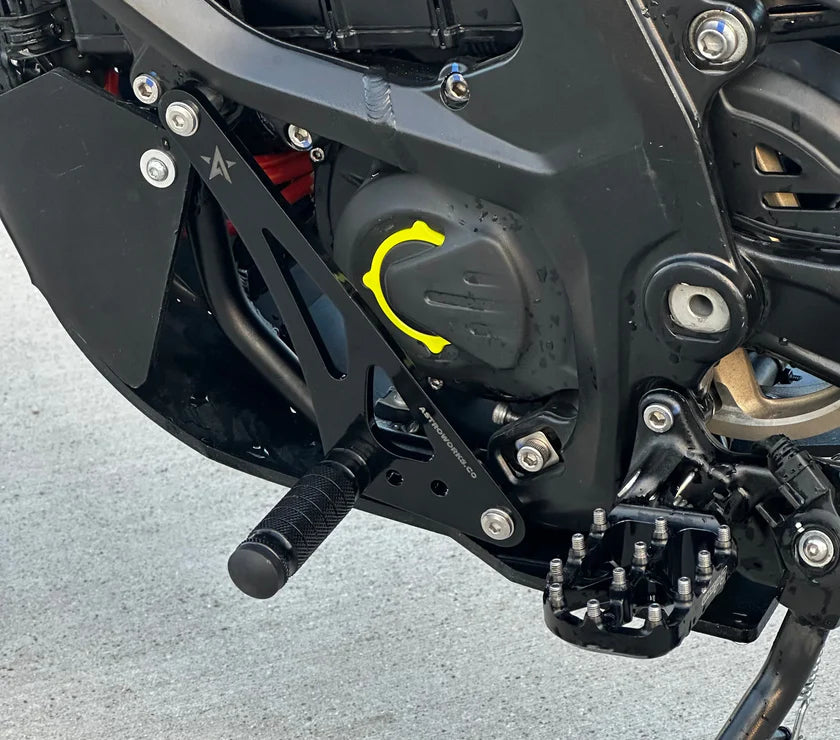 ultra bee shift lock PRE ORDERS